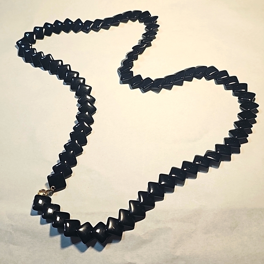Trifari Vintage Necklace Unique